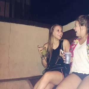 Meet your Posher, Ellen