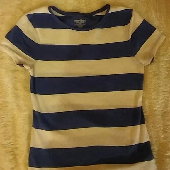 Old Navy Short Sleeved Shirt - Picture 4 of 4