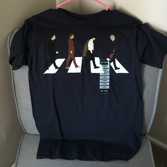 Doctor who hot topic tee