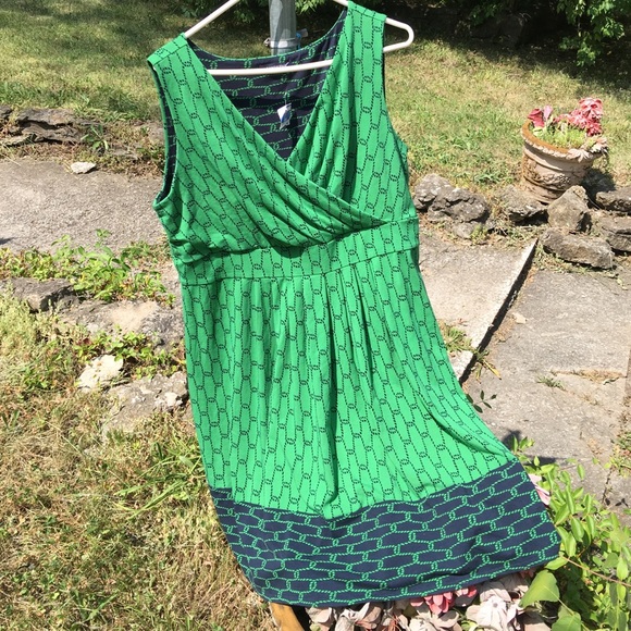 Lands' End Dresses & Skirts - Lands' End very stretchy summer dress.