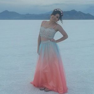 Meet your Posher, Angie