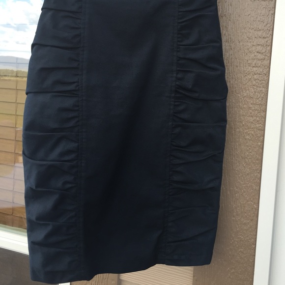 Nanette Lepore Da Vinci Rushed black pencil skirt - Picture 4 of 4