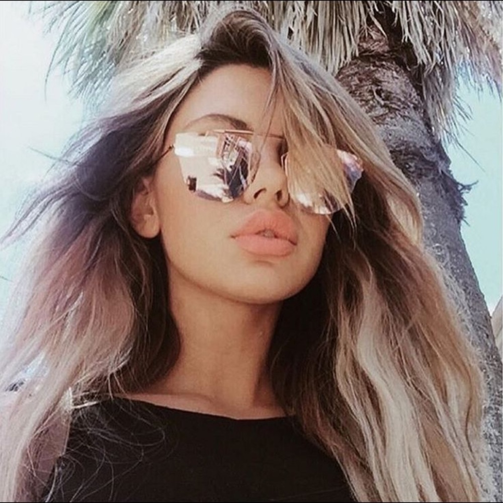 ROSE GOLD AVIATOR SUNGLASSES