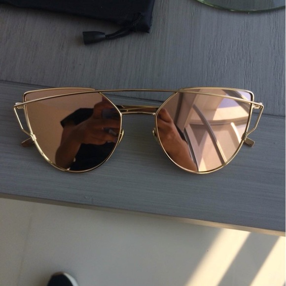 ROSE GOLD AVIATOR SUNGLASSES - Picture 2 of 4