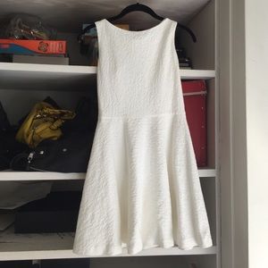 Alice + Olivia Dresses - Alice + Olivia beautiful dress Alice + Olivia Dresses - Alice + Olivia beautiful dress