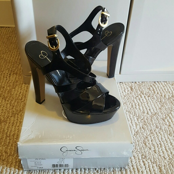 Jessica Simpson black patent leather platform heel