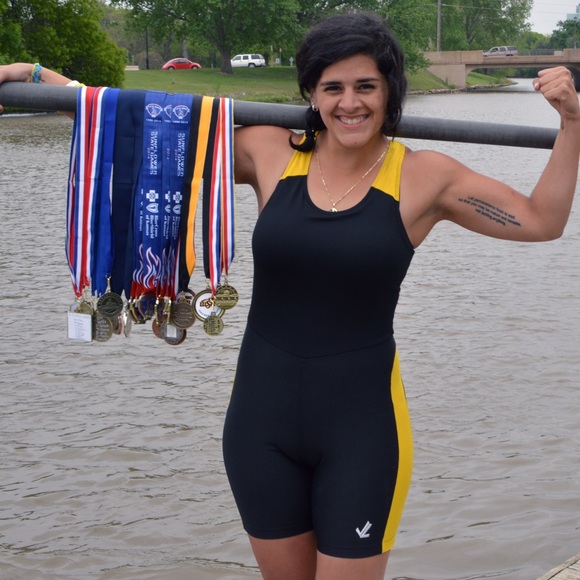 Meet the Posher - Picture 2 of 4