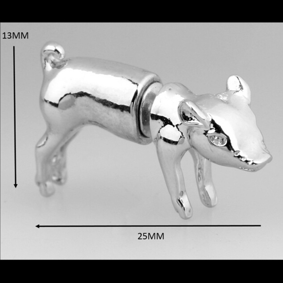 Piglet Earrings - Picture 2 of 2