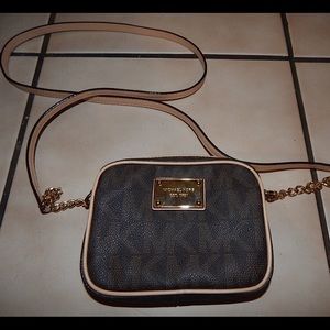 Michael Kors crossbody bag