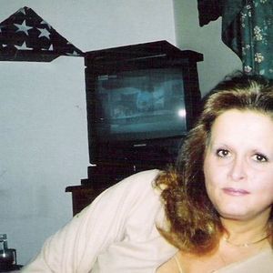 Meet your Posher, Izetta