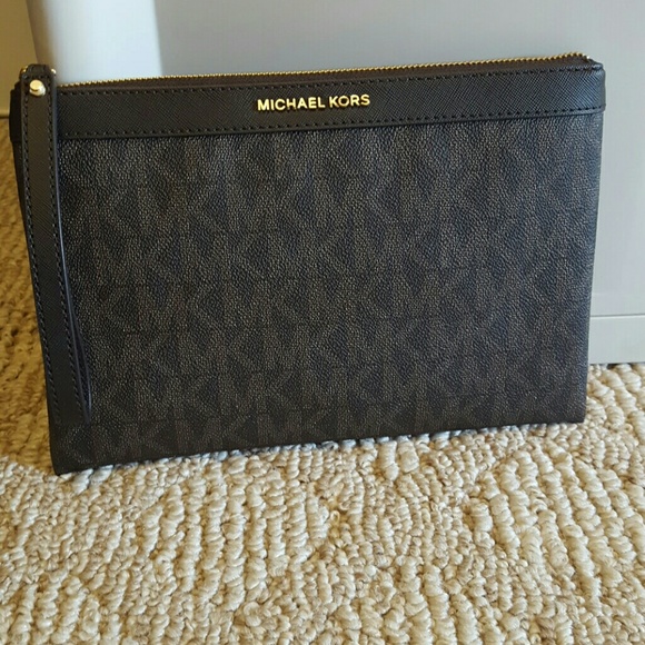 Michael Kors cluth