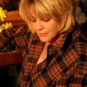 Meet your Posher, Becky