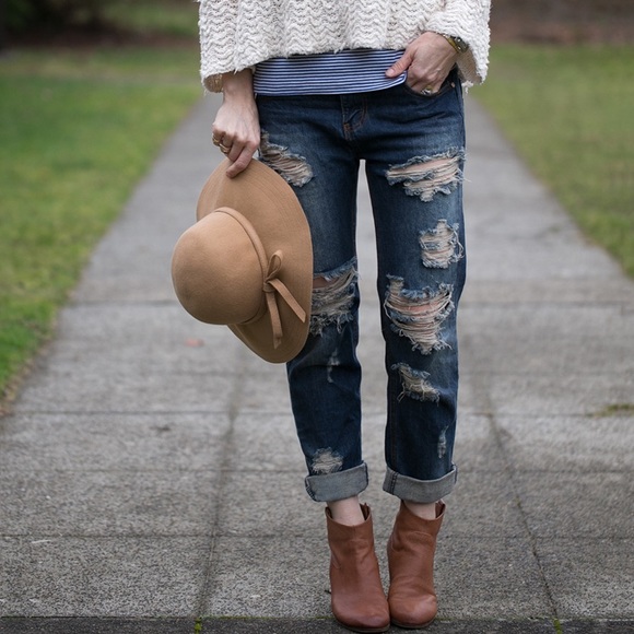 One Teaspoon Denim - LAST CHANCE❗️NWT One Teaspoon Distressed Jeans