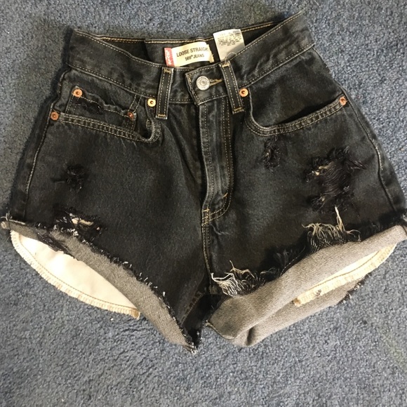 High waisted black Levi's!