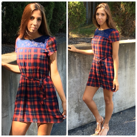 Casual Plaid Shift Dress - Picture 2 of 4