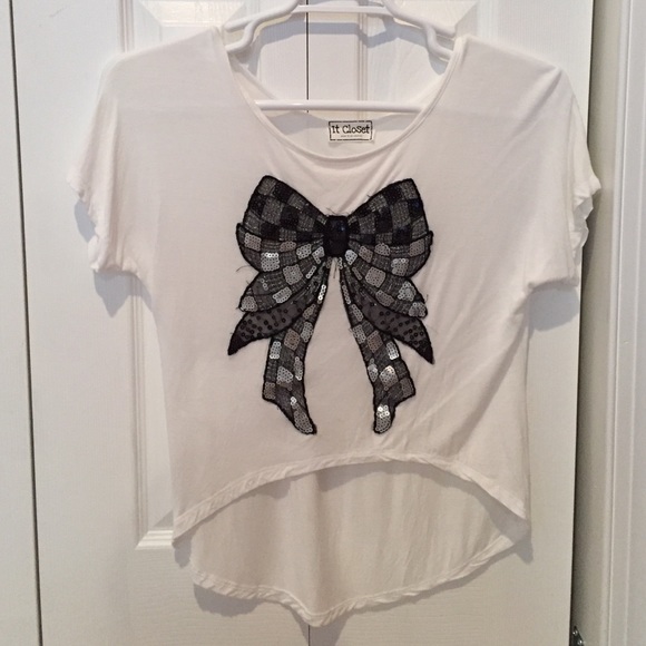 Lace and Sequined Bow Loose Tee