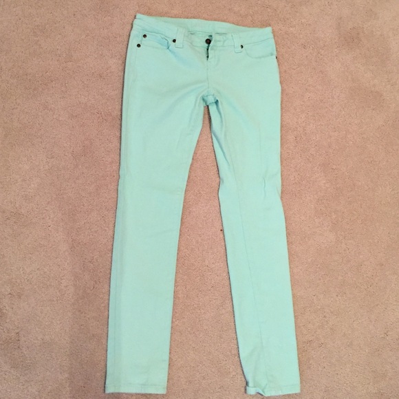Vibrant Mint colored Jeans Size 7/8