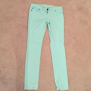 Vibrant Mint colored Jeans Size 7/8