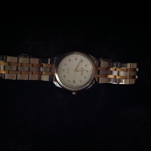 NWOT TWO TONE UNISEX WATCH - Picture 3 of 4