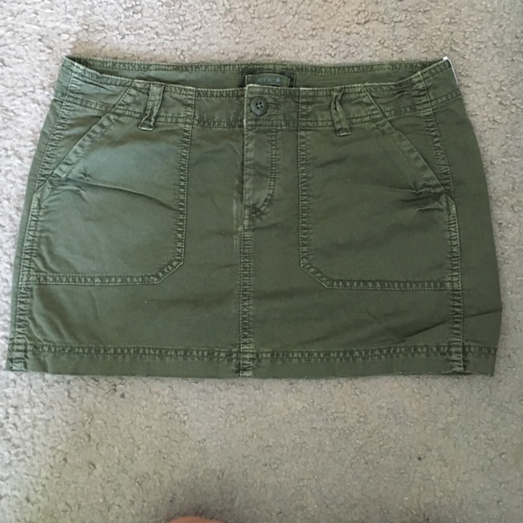 Aerie mini skirt