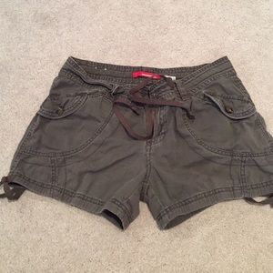 Unionbay dark brown cargo shorts with ties