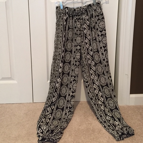 Black and white tribal jogger pants