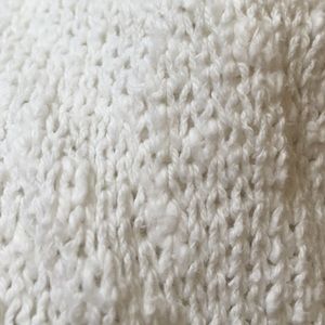 Brandy Melville Sweaters - Super cute knit brandy Melville sweater Brandy Melville Sweaters - Super cute knit brandy Melville sweater