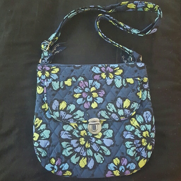 Vera Bradley purse in a blue floral pattern