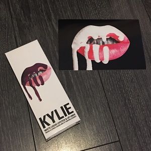 Kylie Lipkit; Kourt K