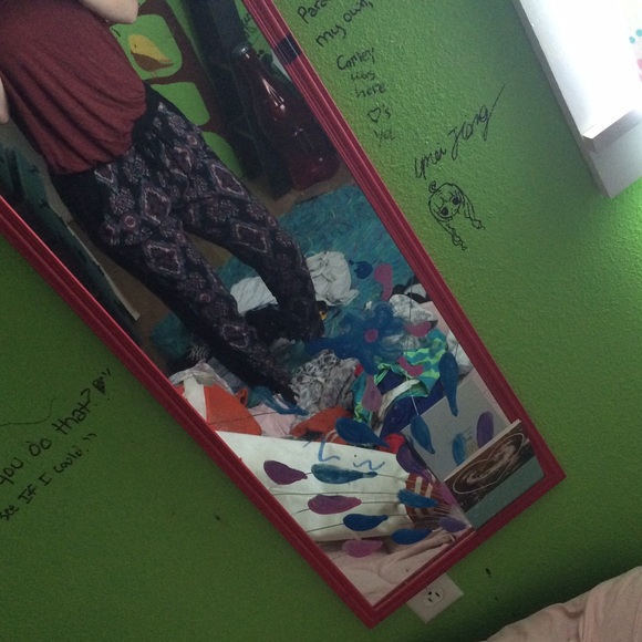 joggers - Picture 2 of 2