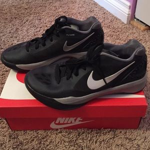 Nike hyperspike volleyball shoes