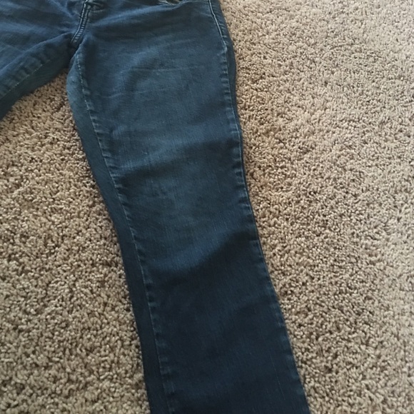 Jeans - Picture 3 of 4