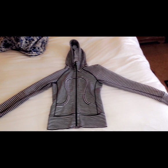 LULU lemon jacket