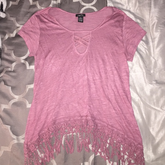 Pinkish purple top
