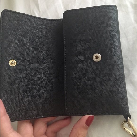 iPhone 5 or 5S wallet case Michael Kors original. - Picture 3 of 4