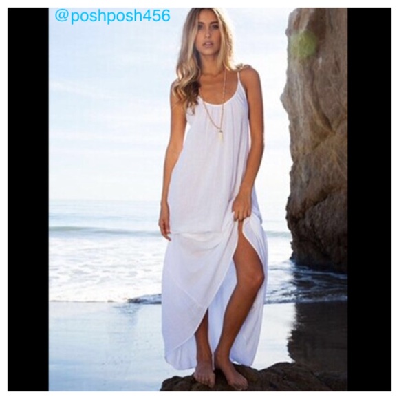 Lee's boutique Other - 🎉HOST PICK💐Long white bathing suit cover-up