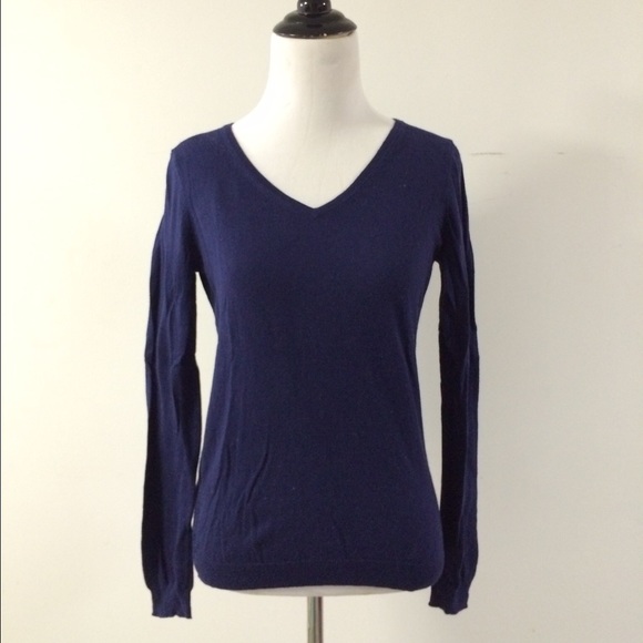 UNIQLO Sweater