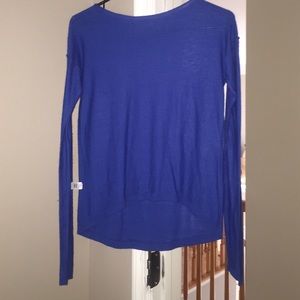 blue long sleeve shirt