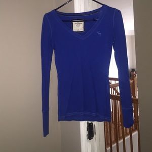 blue long sleeve shirt