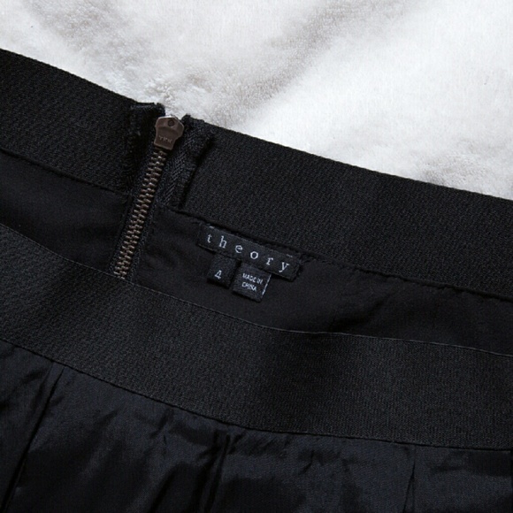 Theory Helika Black Silk Bubble Skirt - Picture 4 of 4