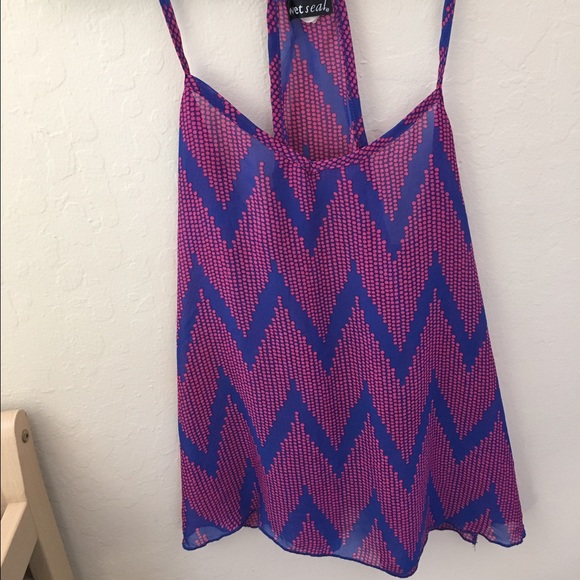 Cute wet seal top! - Picture 1 of 2