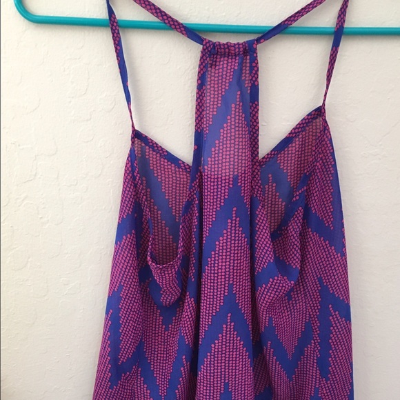 Cute wet seal top! - Picture 2 of 2