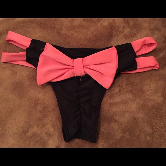 Sexy Bow Bikini Bottom Cheeky/Brazilian