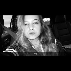 Meet your Posher, Annika