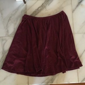 Maroon soft Brandy Melville skirt