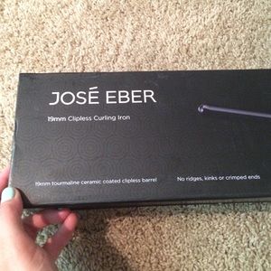 BRAND NEW Jose Eber salon style curling wand!