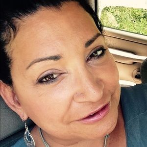 Meet your Posher, Gigi