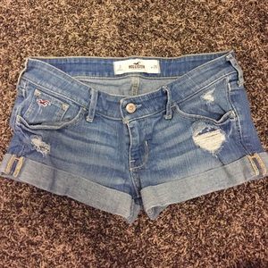 Hollister cuffed shorts