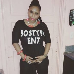 Meet your Posher, Shana