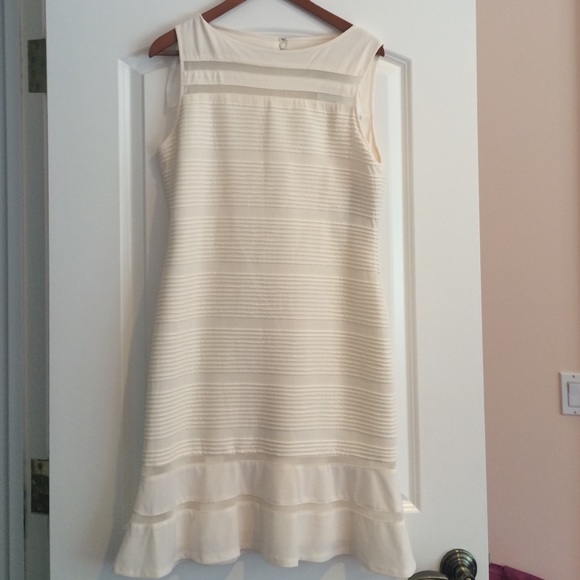 SANDRA DARREN dress